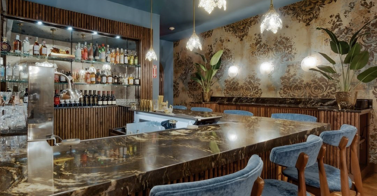 The 9 Best Craft Cocktail Bars in Boston [01/18/24]